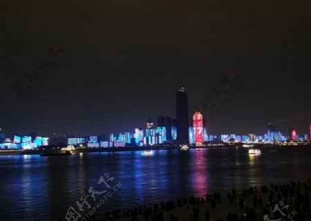 武昌江滩夜景灯光秀