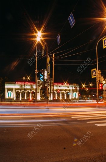 街道夜景图片