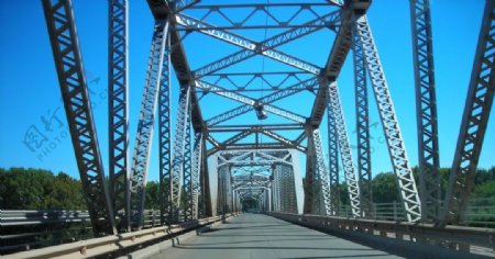 钢结构的大桥图片