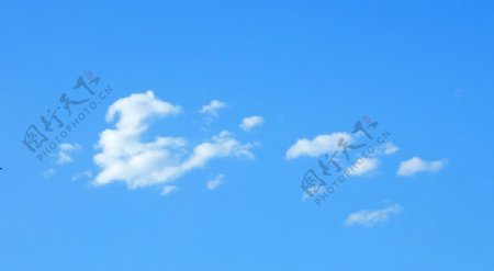 清新蓝天白云图片