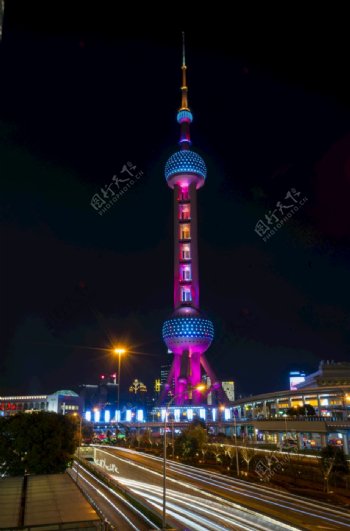 上海陆家嘴东方明珠夜景摄影图片