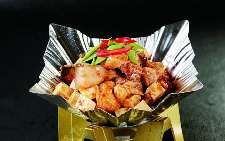 南北热菜鲶鱼炖豆腐图片