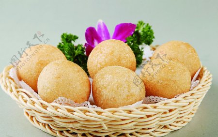 浙菜芝麻紫薯图片