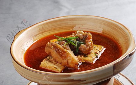 鄂菜汉江鲶鱼炖菜豆腐图片